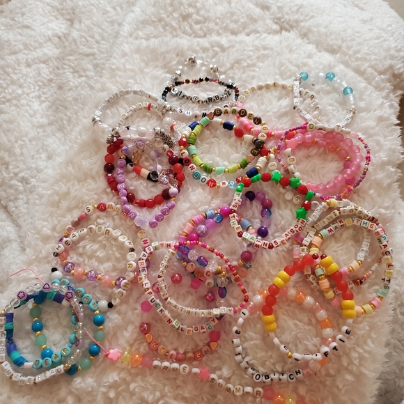 Set of 5 Taylor Swift Eras Tour Friendship Bracelets Keepsake - Picture 3 of 16